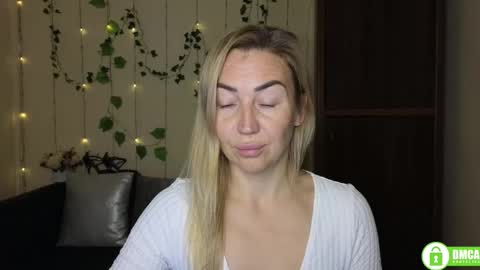 Jully online show from 11-09-25, 06:28