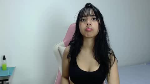 Snapshot of ayamefox chatting on 09-30-25, 02:33 Ayame online show from 09-30-25, 02:33