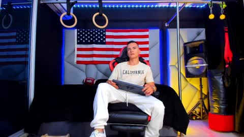 Ayden Miller online show from 03-31-26, 02:02