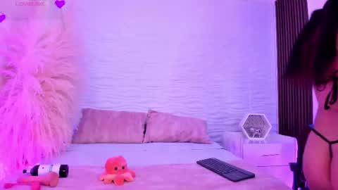 Snapshot of aylinlove_ chatting on 06-26-26, 11:47 aylinlove_ online show from 06-26-26, 11:47