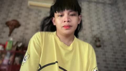 Snapshot of aymkyline chatting on 06-11-26, 02:11 aymkyline online show from 06-11-26, 02:11
