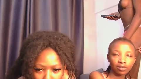 Snapshot of azalea46 chatting on 03-25-26, 04:51 Azalea online show from 03-25-26, 04:51