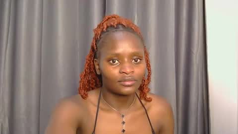 Snapshot of azalea46 chatting on 04-04-26, 03:05 Azalea online show from 04-04-26, 03:05