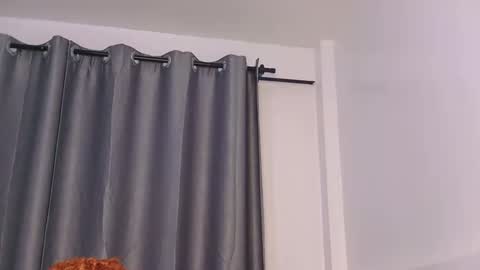 Snapshot of azalea46 chatting on 04-07-26, 04:57 Azalea online show from 04-07-26, 04:57