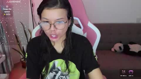 Azu  online show from 03-29-26, 12:54