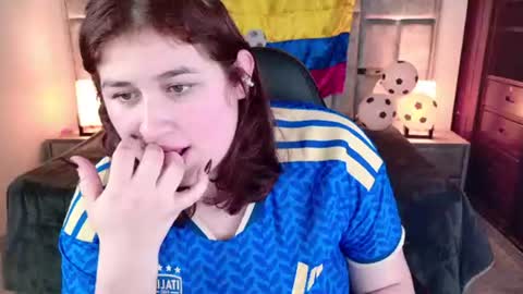 Azul online show from 06-26-26, 03:49
