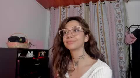 Snapshot of azumi_saan chatting on 06-22-26, 02:46 azumi saan online show from 06-22-26, 02:46