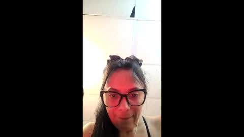 azura lion online show from 04-16-26, 05:41