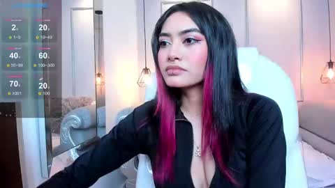 Azura online show from 02-08-25, 07:38