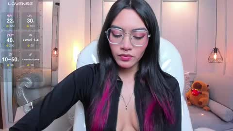 Azura online show from 09-09-25, 07:13