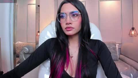 Azura online show from 10-06-25, 07:22