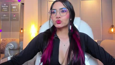 Azura online show from 01-15-26, 07:39