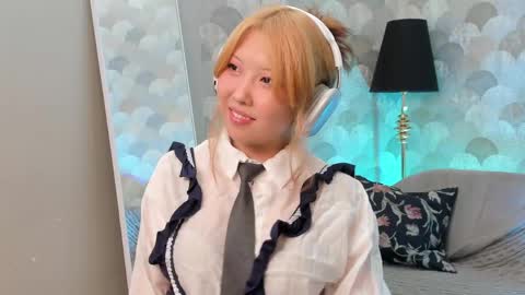 Mimi online show from 04-23-26, 02:08