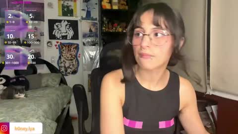Lyanna online show from 05-25-26, 01:22