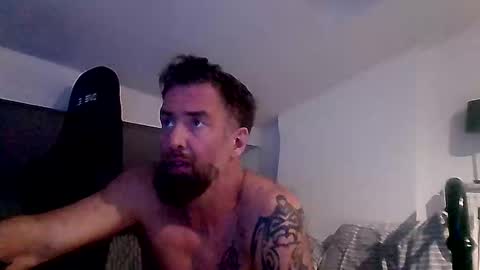 Snapshot of b4dafall44 chatting on 03-27-26, 12:38 b4dafall44 online show from 03-27-26, 12:38