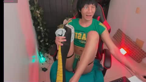 Snapshot of baaby_boyy chatting on 04-15-26, 05:31 odeley online show from 04-15-26, 05:31