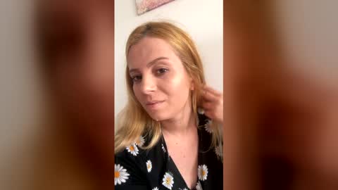 Baby Blonde online show from 06-01-26, 11:34