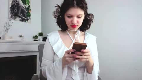 Evalena maybe just Eva online show from 03-08-26, 05:22