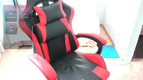 Snapshot of baby_kats chatting on 07-20-26, 10:39 Katrin online show from 07-20-26, 10:39