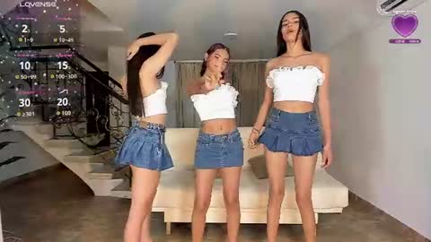 Snapshot of baby_kitty12 chatting on 06-15-26, 01:41 baby_kitty12 online show from 06-15-26, 01:41