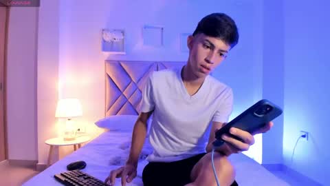baby_noaht online show from 06-04-26, 10:05