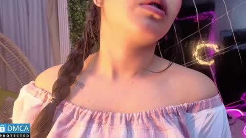 baby_sweet2010 online show from 04-04-26, 01:59