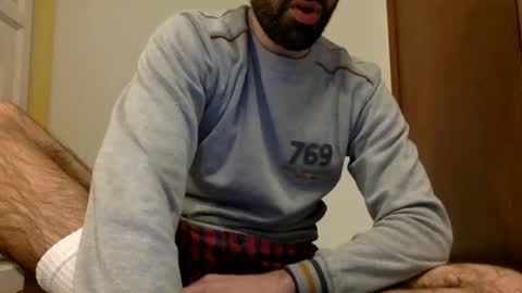 Snapshot of babyhardy chatting on 02-02-25, 11:21 Tom A. online show from 02-02-25, 11:21