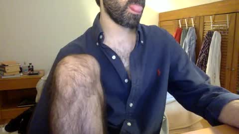 Snapshot of babyhardy chatting on 11-21-25, 02:16 Tom A. online show from 11-21-25, 02:16