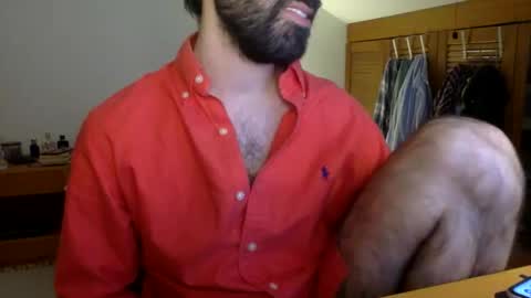 Snapshot of babyhardy chatting on 11-28-25, 03:58 Tom A. online show from 11-28-25, 03:58