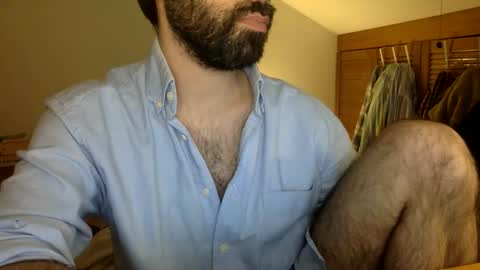 Snapshot of babyhardy chatting on 11-30-25, 04:44 Tom A. online show from 11-30-25, 04:44