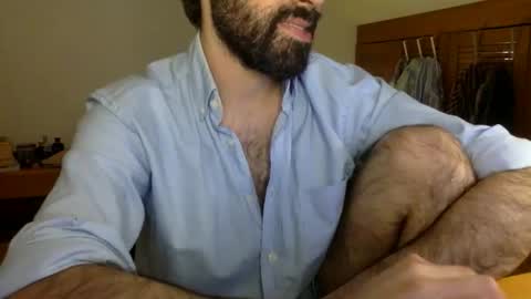 Snapshot of babyhardy chatting on 12-01-25, 06:13 Tom A. online show from 12-01-25, 06:13