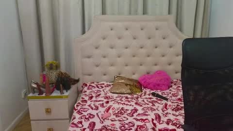 Snapshot of babysquirty chatting on 05-14-26, 01:40 Angela online show from 05-14-26, 01:40