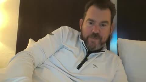 Snapshot of backofyourholes chatting on 05-07-26, 04:29 backofyourholes online show from 05-07-26, 04:29