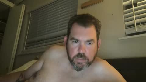 Snapshot of backofyourholes chatting on 05-13-26, 06:22 backofyourholes online show from 05-13-26, 06:22