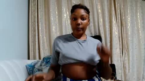 Snapshot of baddestslut001 chatting on 06-16-26, 07:27 baddestslut001 online show from 06-16-26, 07:27