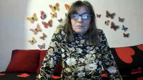 Gina online show from 12-21-24, 03:20
