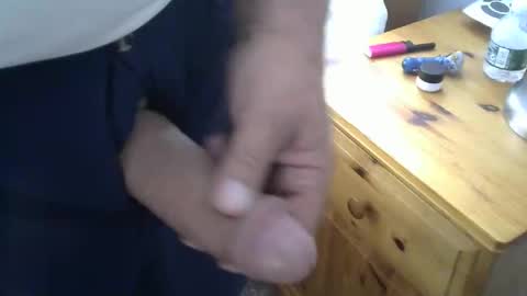 badlad10 online show from 04-17-26, 03:15