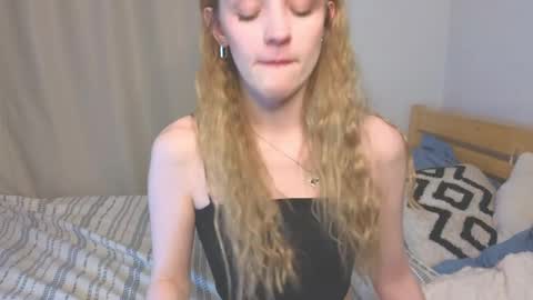 Kate online show from 04-24-26, 04:09