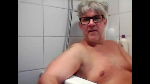 baggelina75 online show from 01-14-25, 07:21