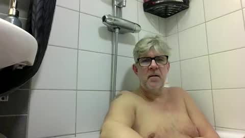 baggelina75 online show from 01-18-26, 07:39