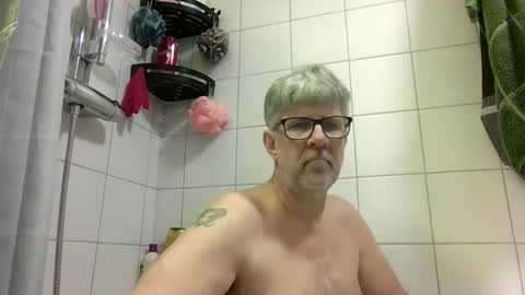 baggelina75 online show from 05-18-26, 07:52