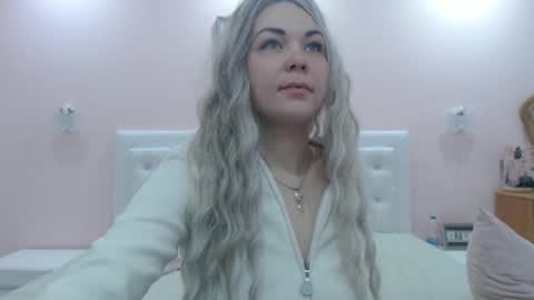 Snapshot of bagyrra chatting on 04-14-26, 09:15 Banana online show from 04-14-26, 09:15