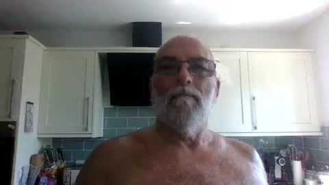 Snapshot of baldcock65 chatting on 07-11-26, 01:14 baldcock65 online show from 07-11-26, 01:14