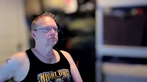 baltomoron69 online show from 06-11-26, 11:30