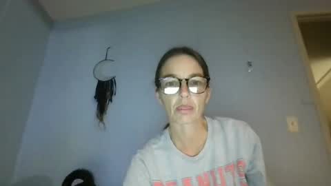 Snapshot of bamacpl80 chatting on 07-11-26, 01:19 bamacpl80 online show from 07-11-26, 01:19
