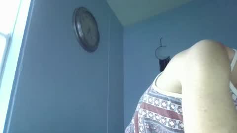 Snapshot of bamacpl80 chatting on 07-12-26, 06:43 bamacpl80 online show from 07-12-26, 06:43