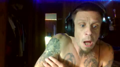 Snapshot of bambam132110 chatting on 04-05-26, 04:53 bambam132110 online show from 04-05-26, 04:53