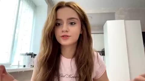 Lola  online show from 07-09-26, 02:10