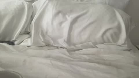 Snapshot of bambidixon chatting on 02-16-26, 02:24 bambidxon online show from 02-16-26, 02:24