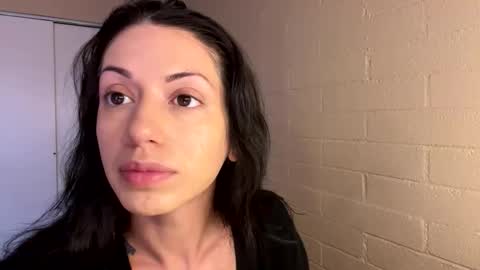 Snapshot of bambii_petite chatting on 04-12-26, 06:35 bambii_petite online show from 04-12-26, 06:35